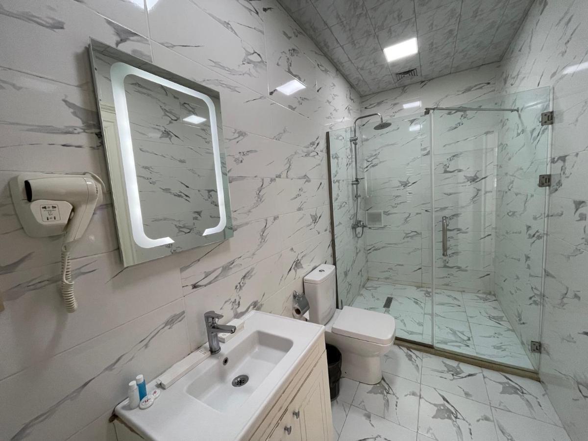 Nobel Hotel Baku Ngoại thất bức ảnh