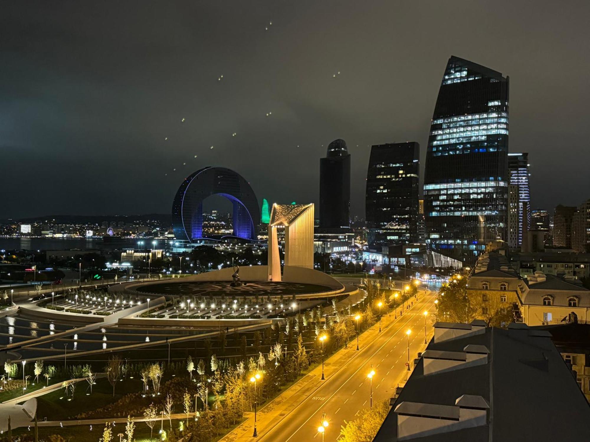 Nobel Hotel Baku Ngoại thất bức ảnh