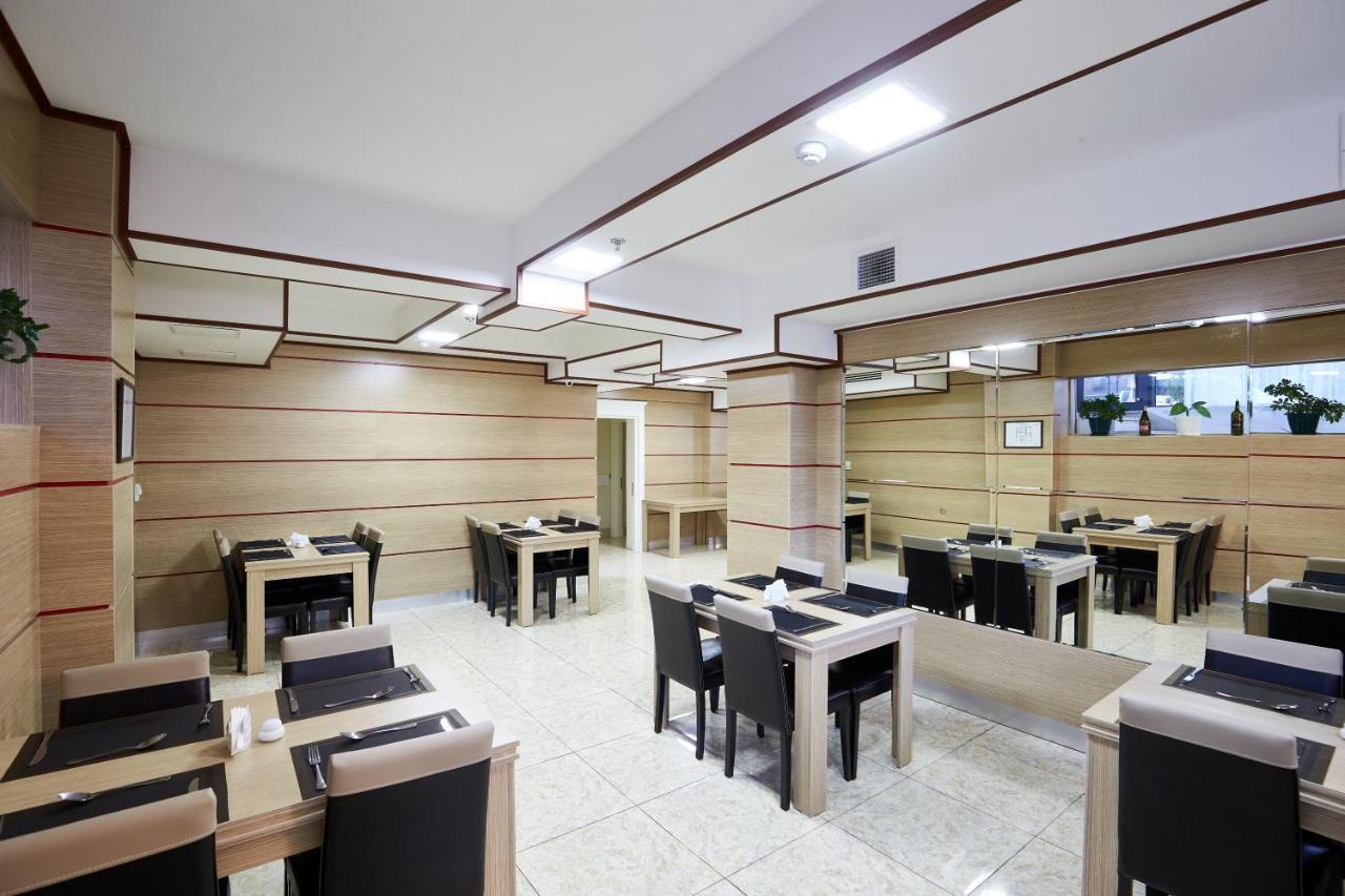Nobel Hotel Baku Ngoại thất bức ảnh