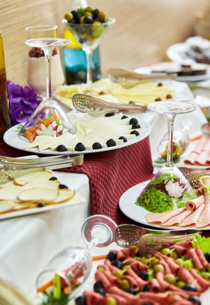 Nobel Hotel Baku Ngoại thất bức ảnh