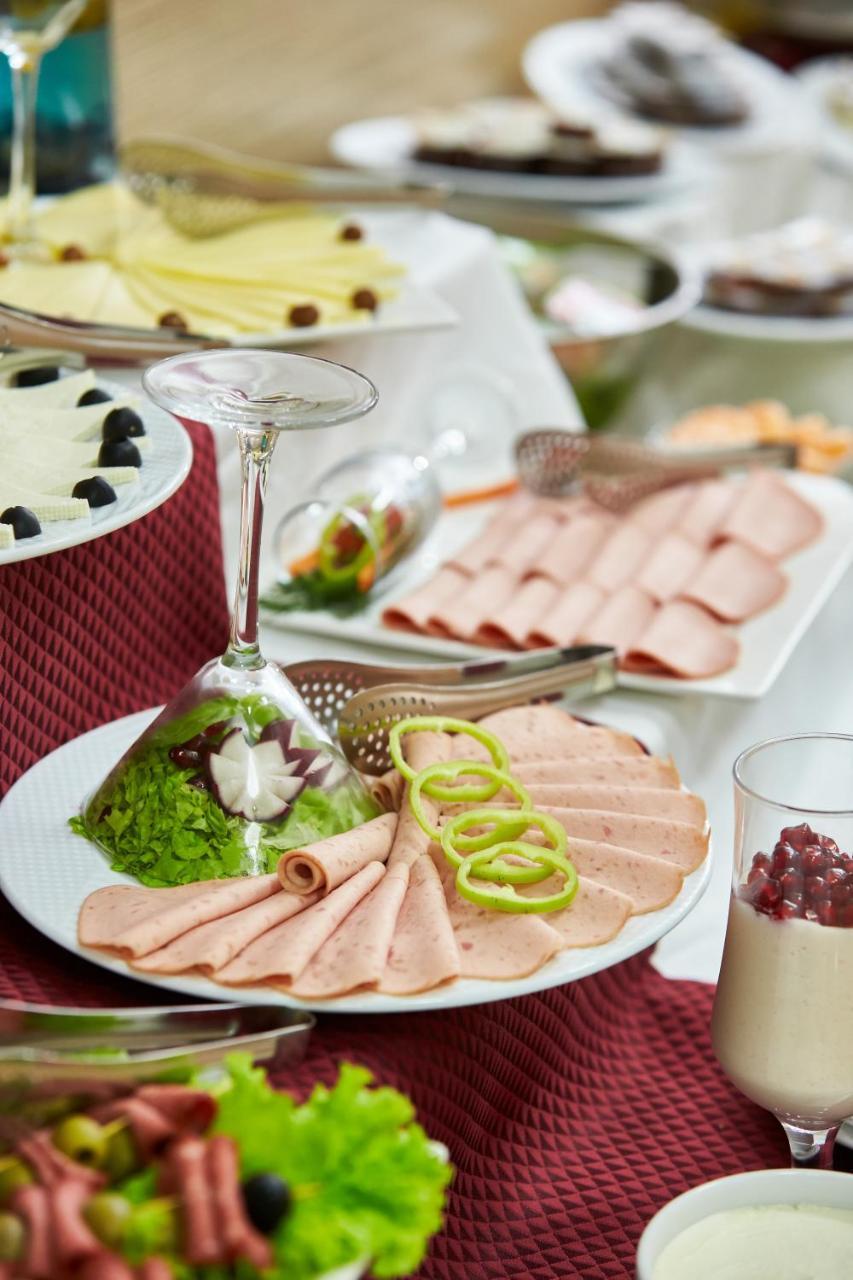 Nobel Hotel Baku Ngoại thất bức ảnh